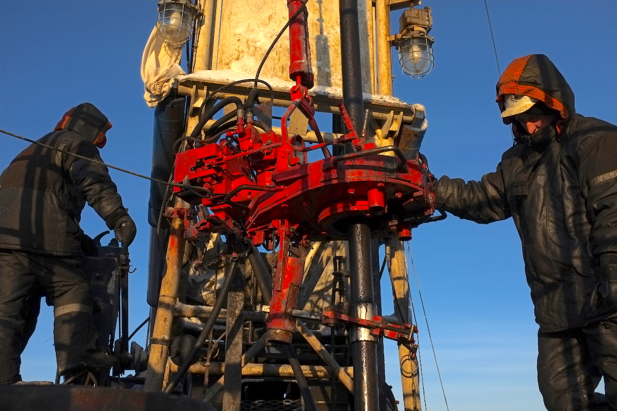 Среди наиболее рискованных профессий нефтегазовой отрасли первое место занимает работа на морском шельфе